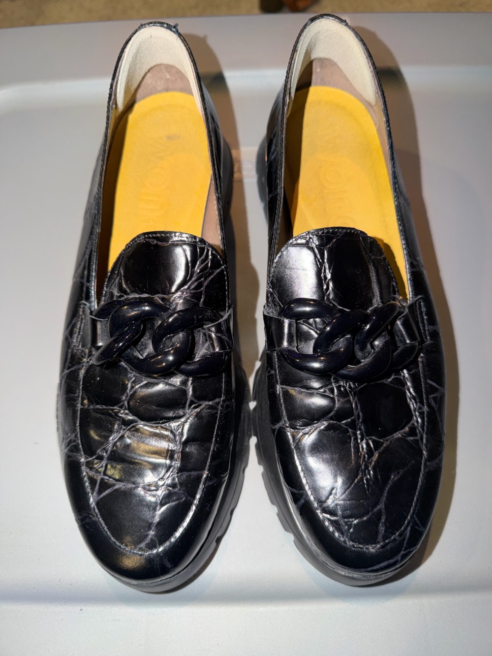 Women's Black Croc-Embossed Chain-Trim Loafers